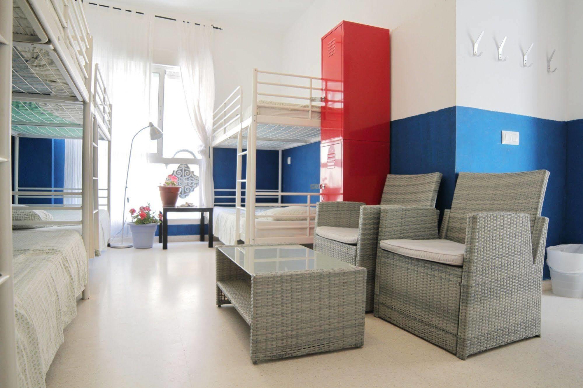 Cadiz Inn Backpackers 외부 사진